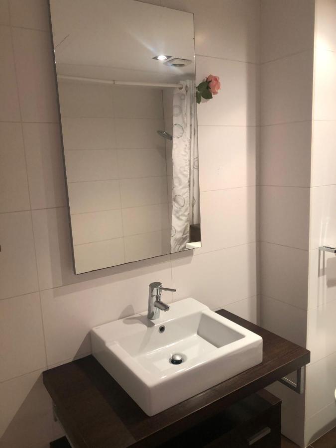 Barcelona Style Beach Apartment Eksteriør billede